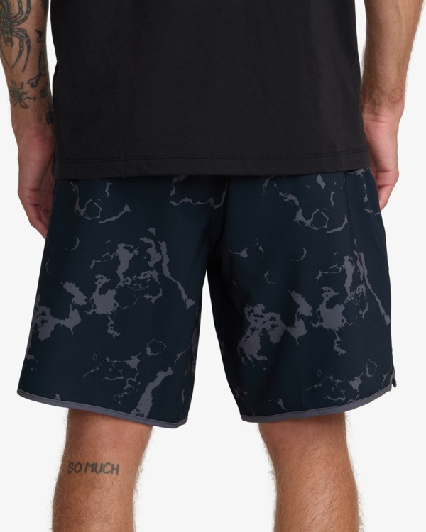1 Yogger Stretch Contrast 17" Black 23MS102511 RVCA