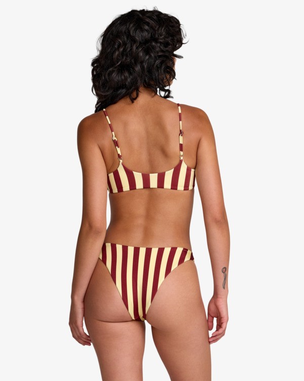 5 Leon Jaune 23O282635 RVCA