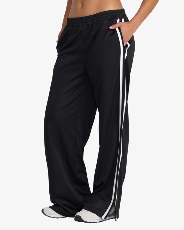 1 VA Sporty Black 23WS113621 RVCA