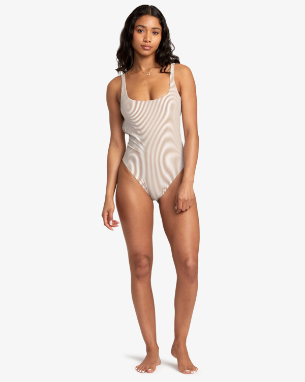 4 Linear Brown AVJX100148 RVCA