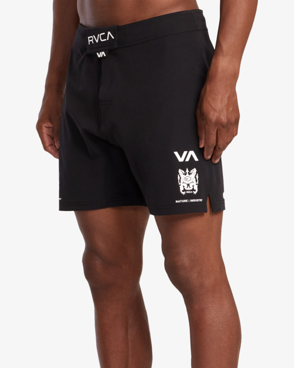 2 Fight Scrapper 17" - Performance Walkshorts for Men Black AVYWS00174 RVCA