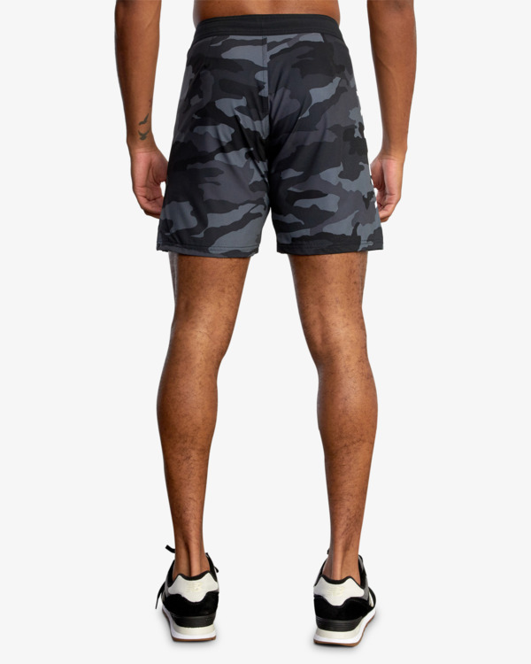 2 Fight Scrapper 17" - Performance Walkshorts for Men Black AVYWS00174 RVCA