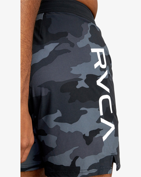 7 Fight Scrapper 17" - Performance Walkshorts for Men Black AVYWS00174 RVCA
