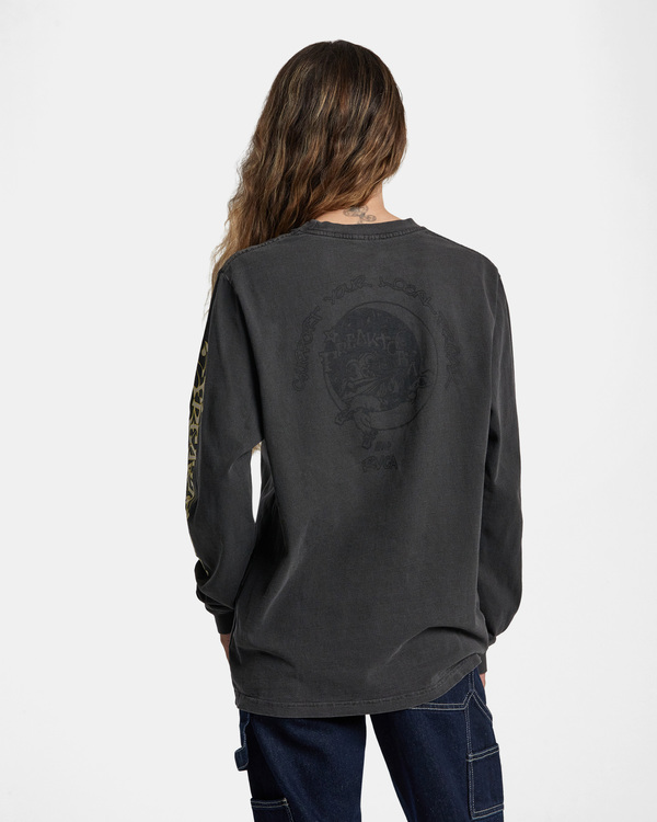 waka_ariです。 Dragon of The West Oversized Tee – Undercover Weeb LLC