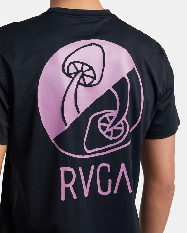 4 RVCA Surf - Short Sleeve Surf Tee UPF 40 for Men  C4MYRERVP2 RVCA