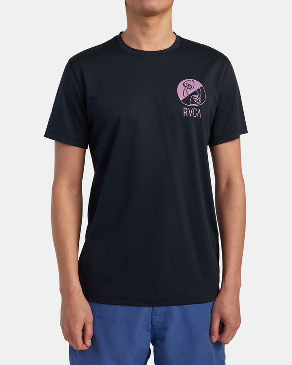 2 RVCA Surf - Short Sleeve Surf Tee UPF 40 for Men  C4MYRERVP2 RVCA