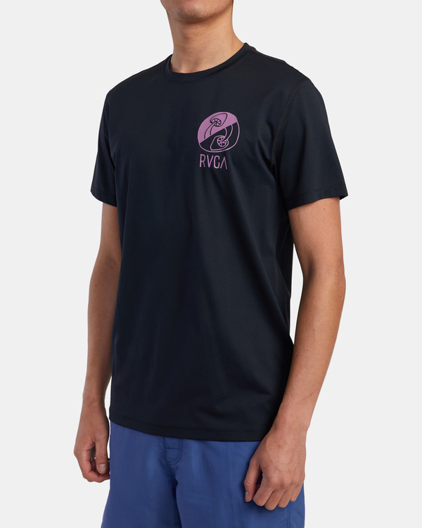 5 RVCA Surf - Short Sleeve Surf Tee UPF 40 for Men  C4MYRERVP2 RVCA