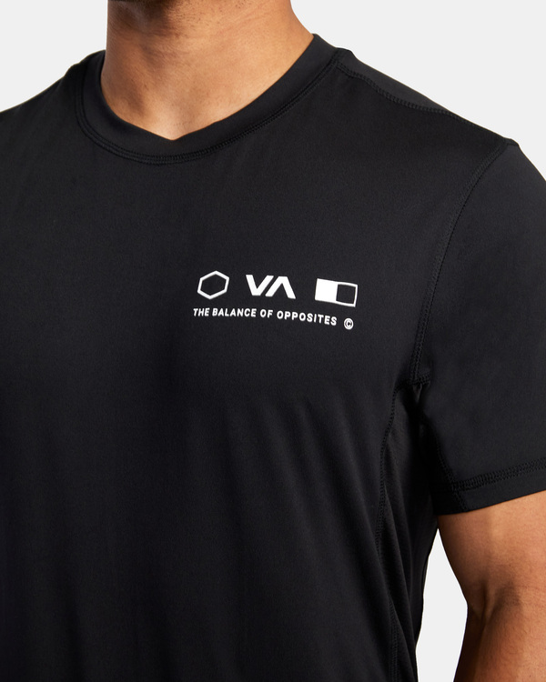 4 Sport Vent Deadlift - Short Sleeve T-Shirt for Men  C4SSRVRVP2 RVCA