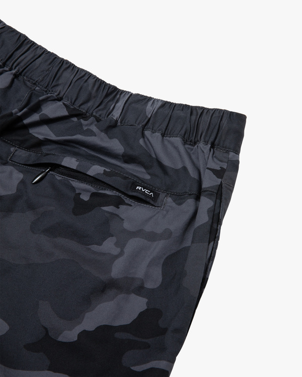 13 VA Sport | Spectrum Workout Shorts 18&rdquo; Green D4WKMARVS2 RVCA