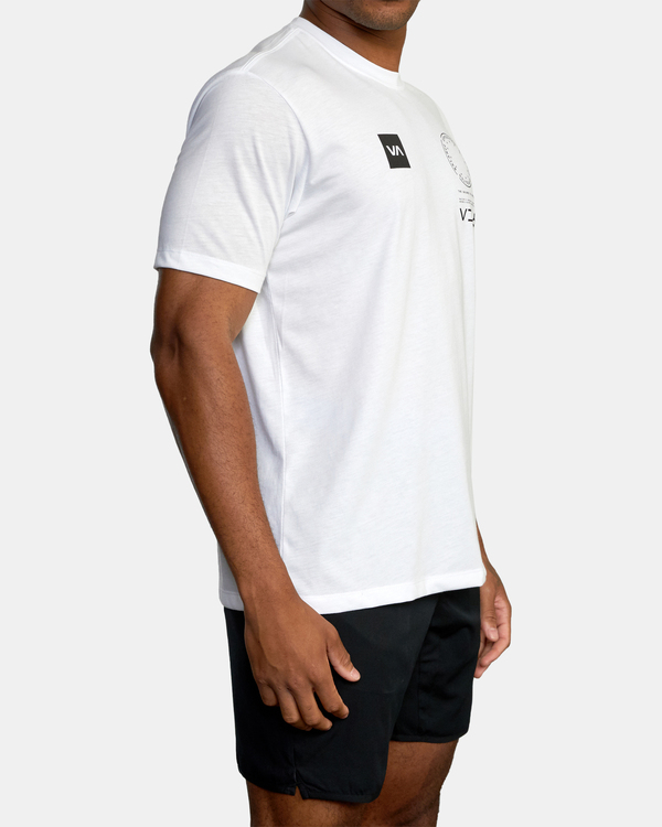 6 VA Mark - T-Shirt for Men White F4SSMFRVF2 RVCA