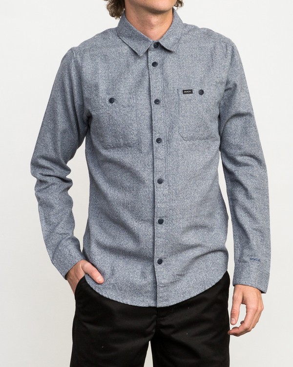 0 TWISTED LS  L1SHRKRVF8 RVCA