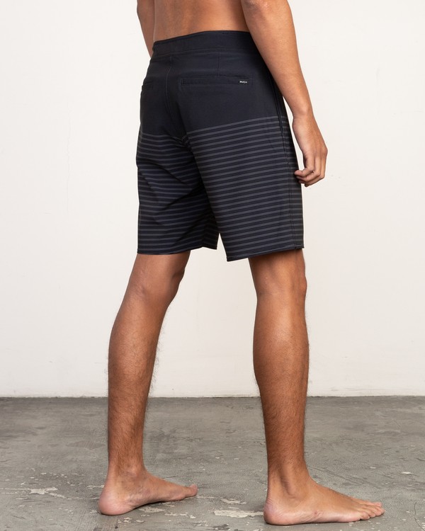 5 Curren Caples Trunk - 18" Boardshorts for Men  N1BSRPRVP9 RVCA