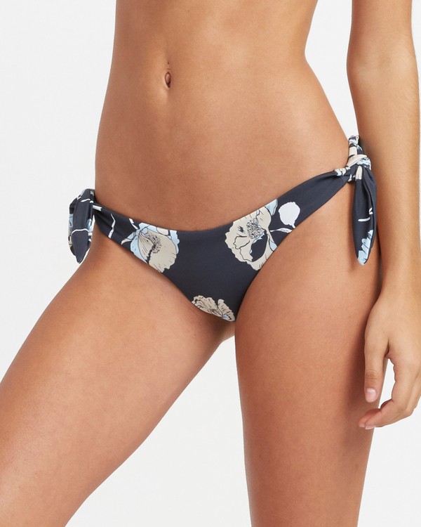 2 Rylie - Cheeky Bikini Bottoms for Women  N3SBRIRVP9 RVCA