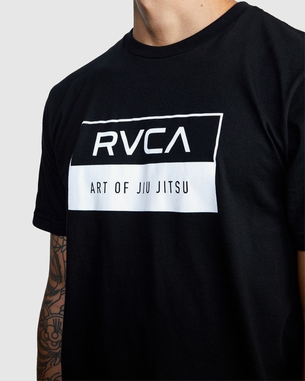 3 AOJ INVERT BOX  Q4SSABRVF9 RVCA