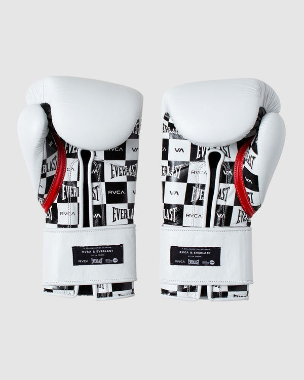 Everlast boxing gloves and pads online