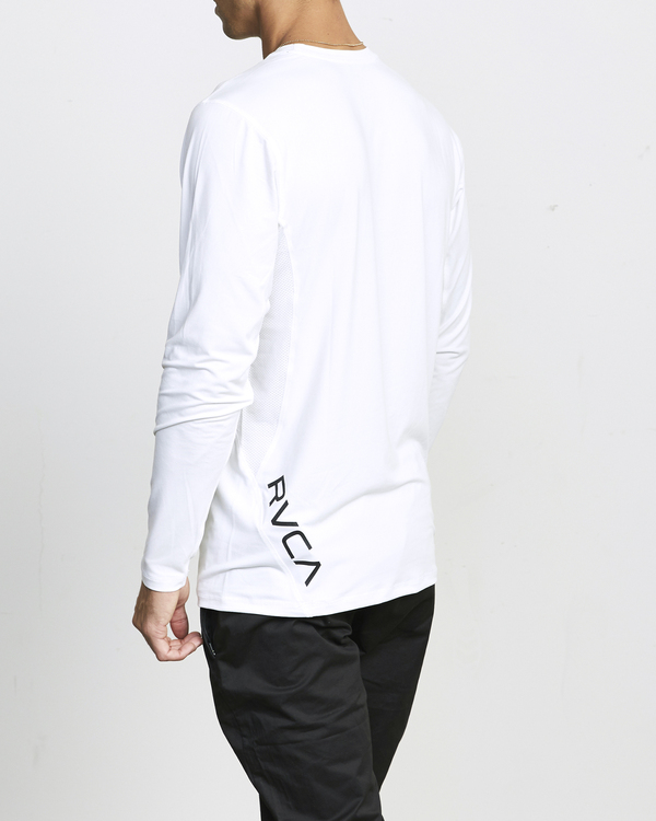 17 Sport Vent - Long Sleeve Sports Top for Men White W4KTMARVP1 RVCA