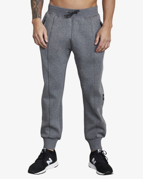 0 VA Sport Tech - Joggers for Men  W4PTMCRVP1 RVCA