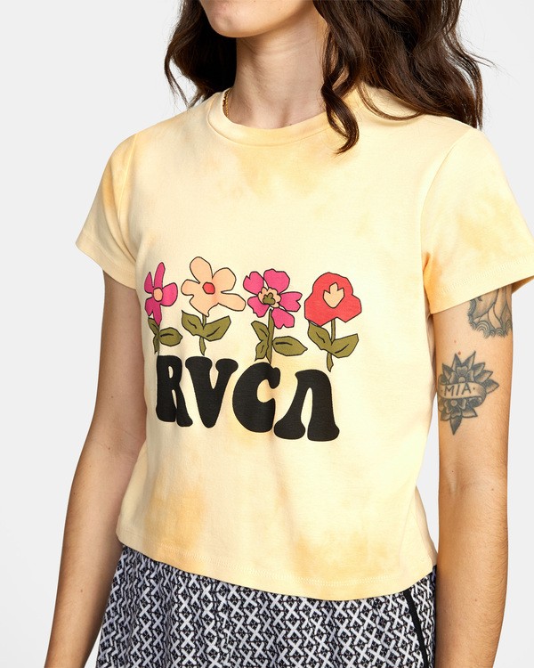 6 Freedom Flower - T-Shirt for Women  X3SSRERVS1 RVCA