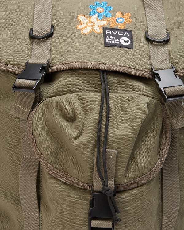4 Melissa Grisancich Trooper - Backpack Green Z5BPRFRVF1 RVCA